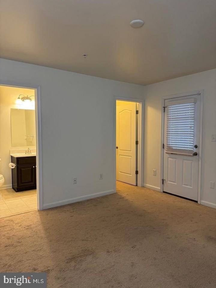 7925 Alchemy Way - Photo 6 of 46