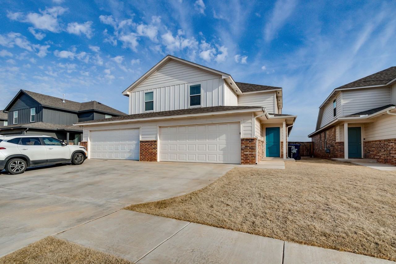 10809 Nw 119th Pl - Photo 3 of 50