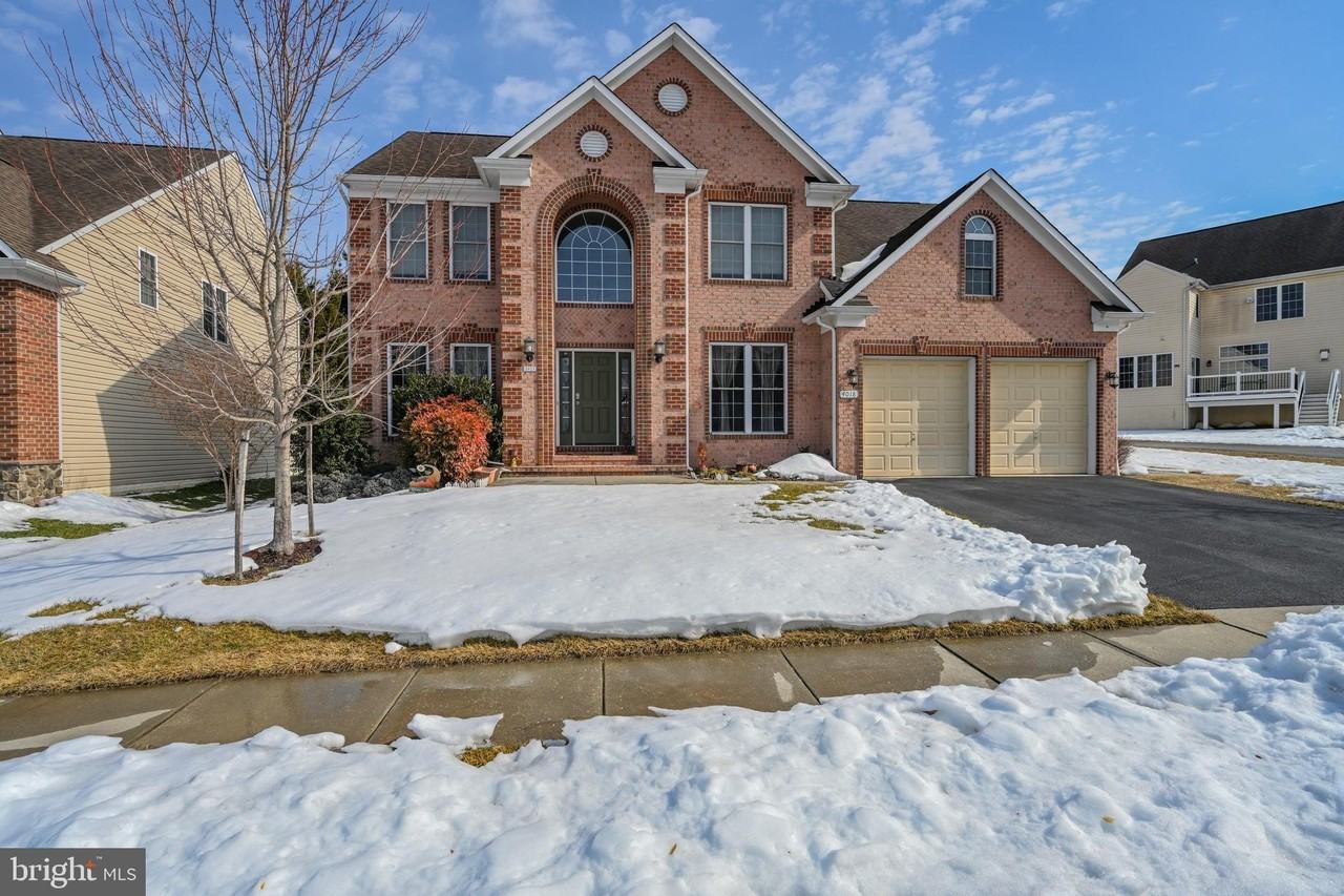 4018 Tiber Falls Dr - Photo 2 of 50