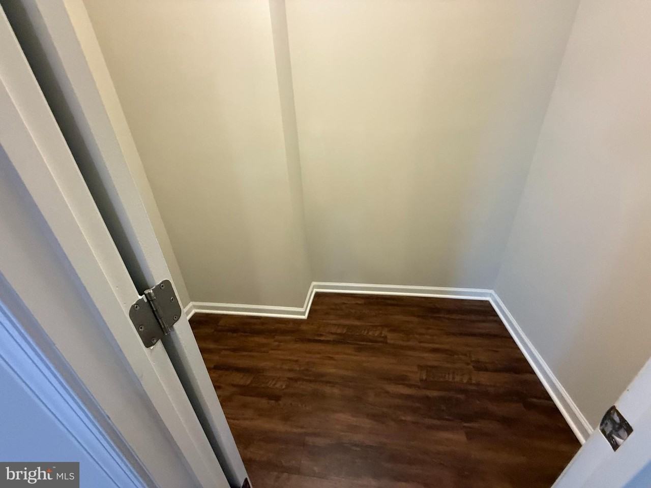 6808 Flour Mill Ct - Photo 7 of 24