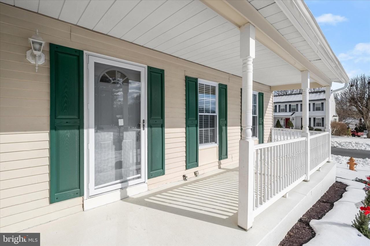 9500 Windbeat Way - Photo 3 of 50