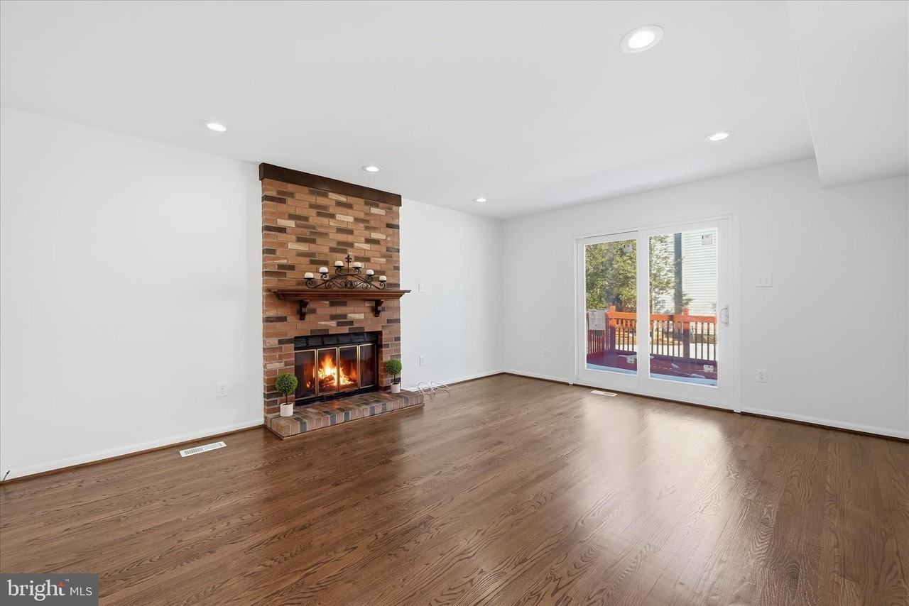 9500 Windbeat Way - Photo 5 of 50