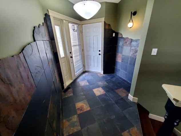 Luxurious Country Retreat - Photo 3 of 34