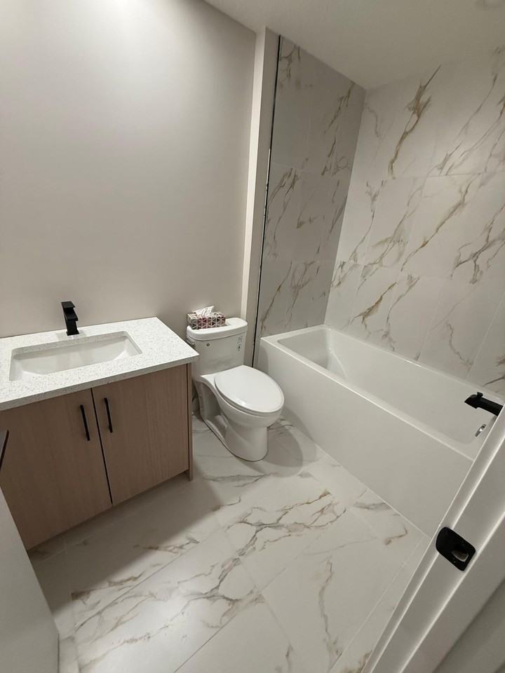 139 Lewiston Drive NE - Photo 7 of 10