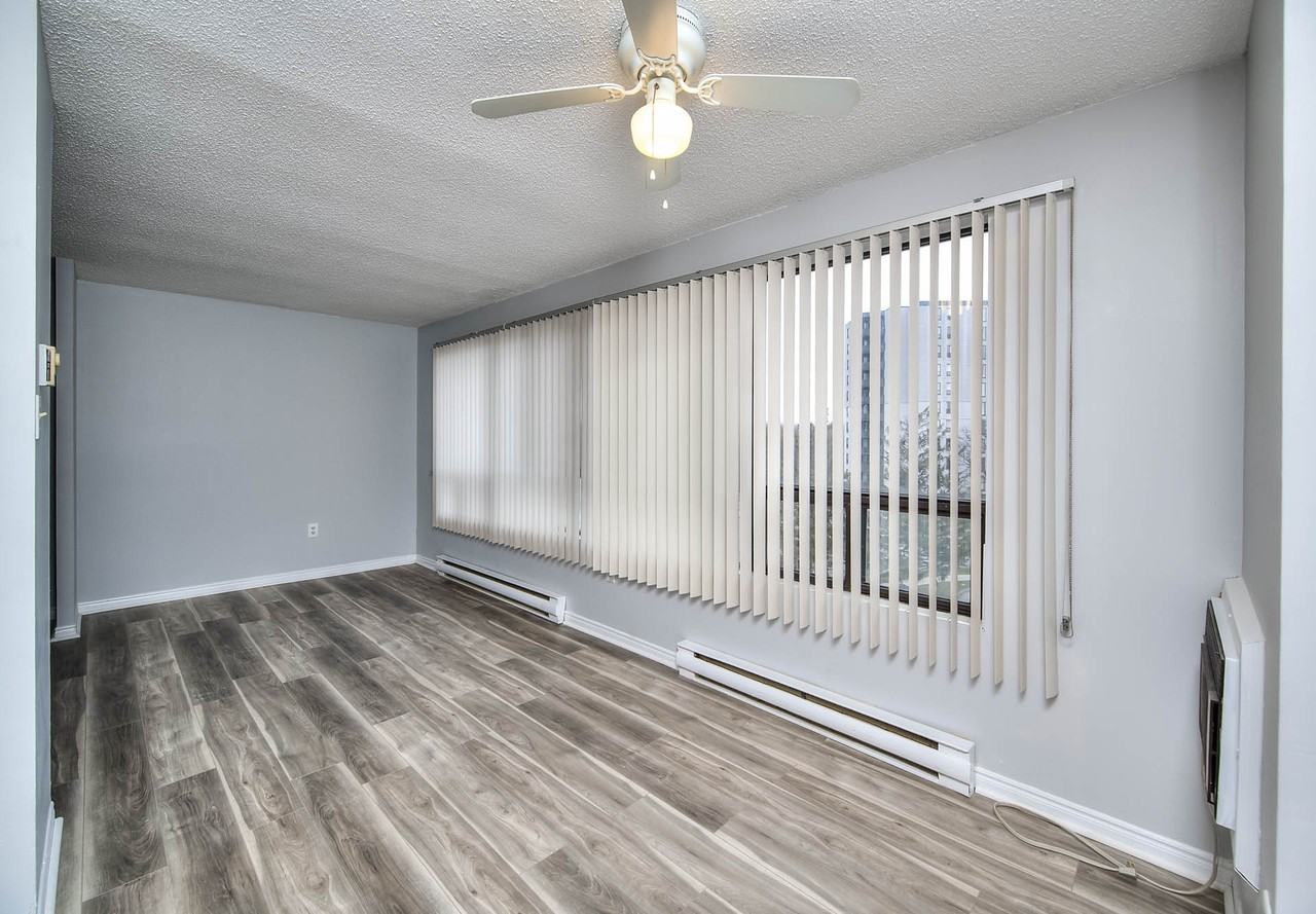 Filsinger Park Place Apartments - Photo 2 of 31