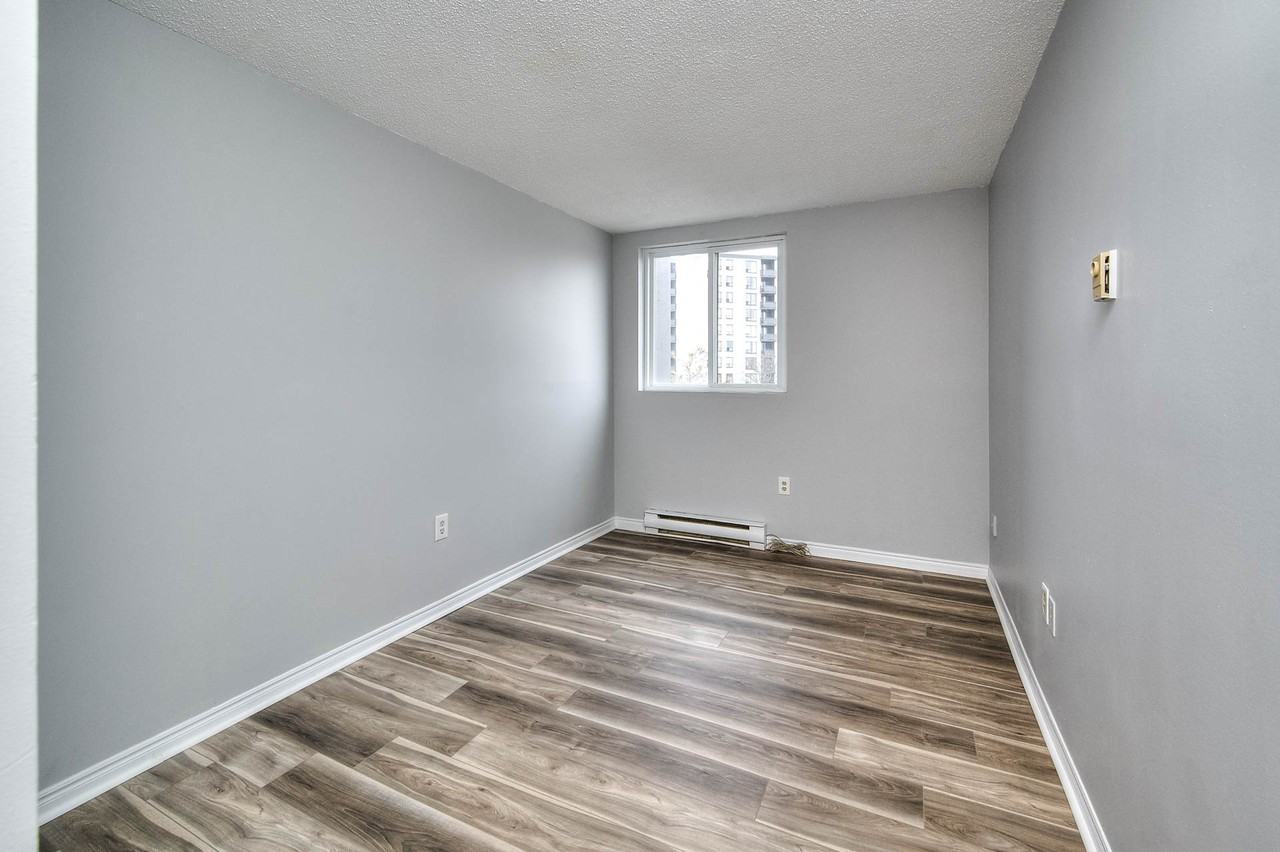 Filsinger Park Place Apartments - Photo 4 of 31