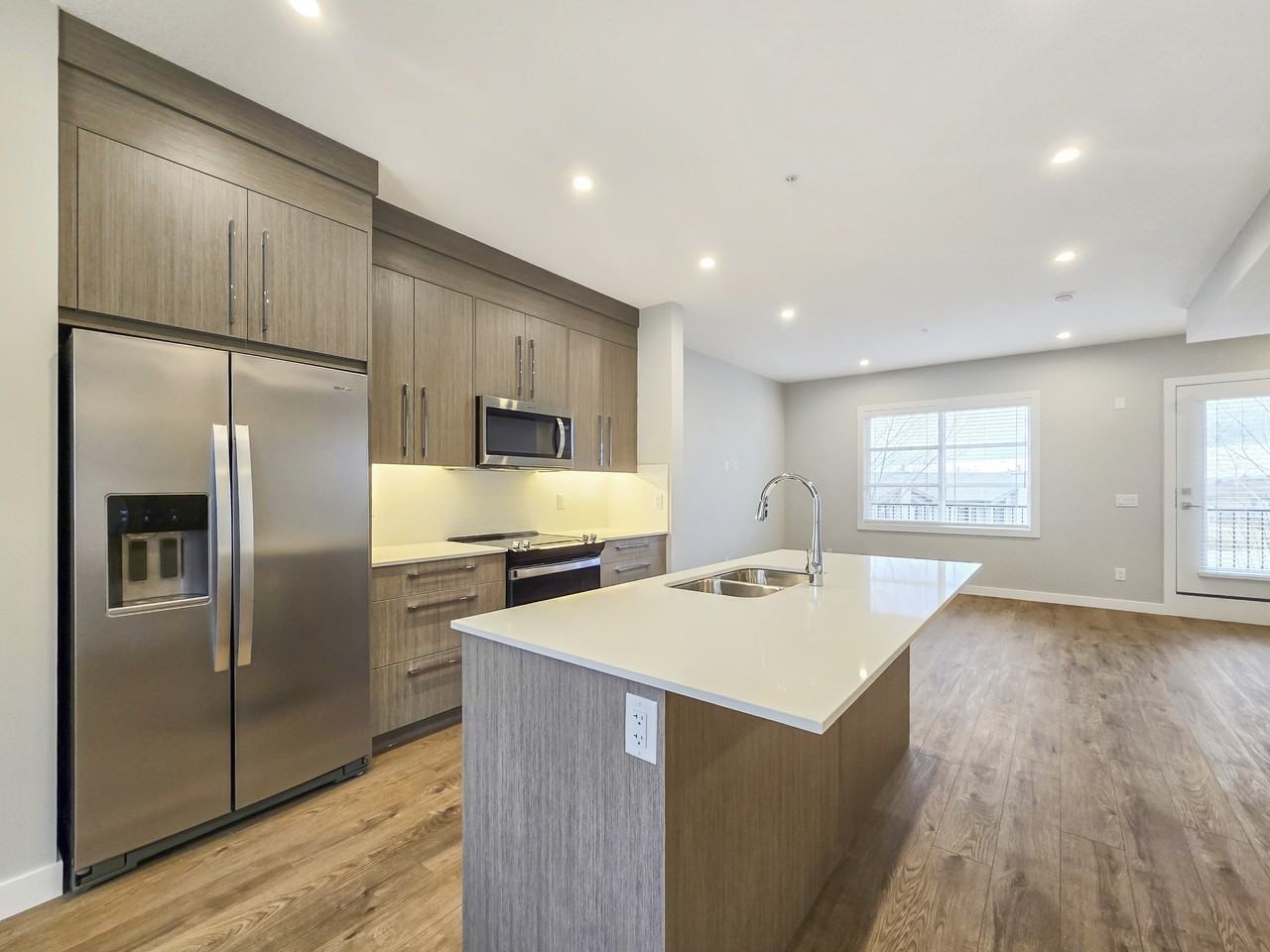 141 Prince Court (Arabella) - Photo 2 of 34