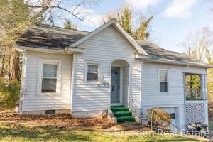 featured image of 400 Collett St #1