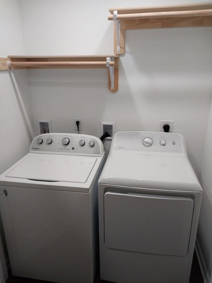 405 N 2nd St #2 - Photo 5 of 10