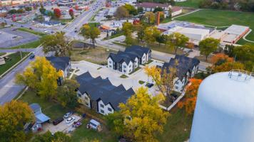 featured image of 3130 Indianola Ave