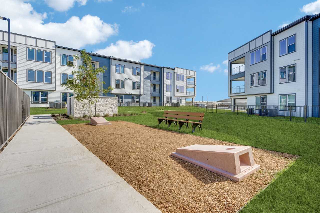 Trinity Sherman - Photo 7 of 37