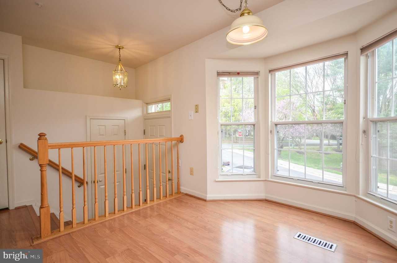 3003 Gatehouse Ct - Photo 6 of 45