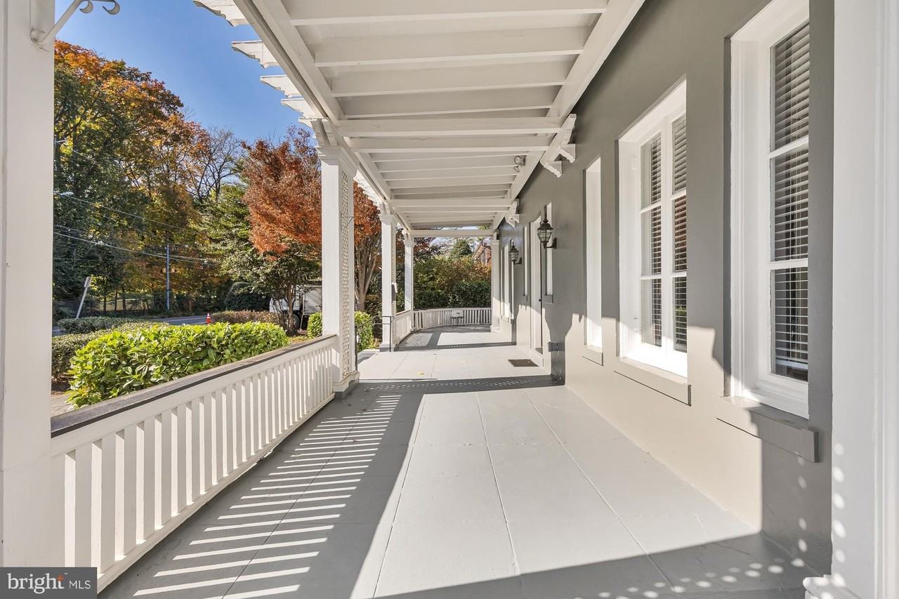 4201 Bradley Ln - Photo 4 of 50