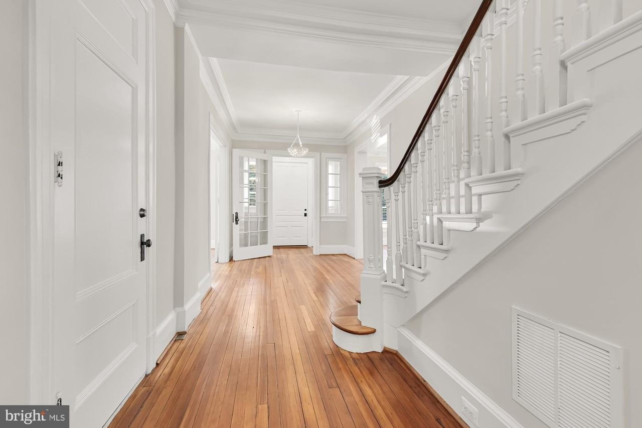 4201 Bradley Ln - Photo 7 of 50