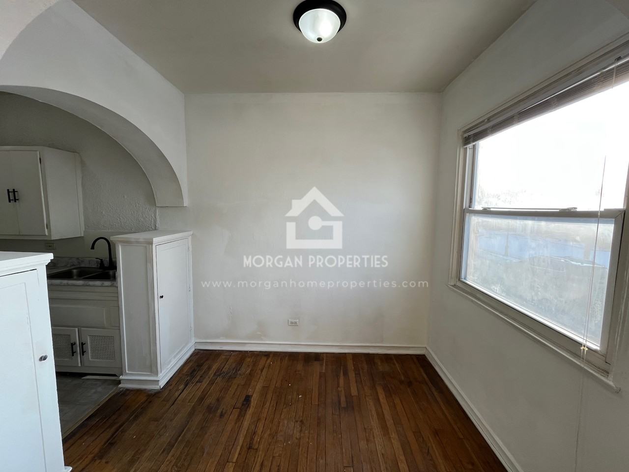 1231 W Walnut St #112 - Photo 4 of 7