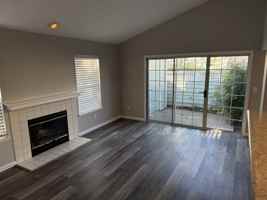 featured image of 558 Torrey Pine Ln #1