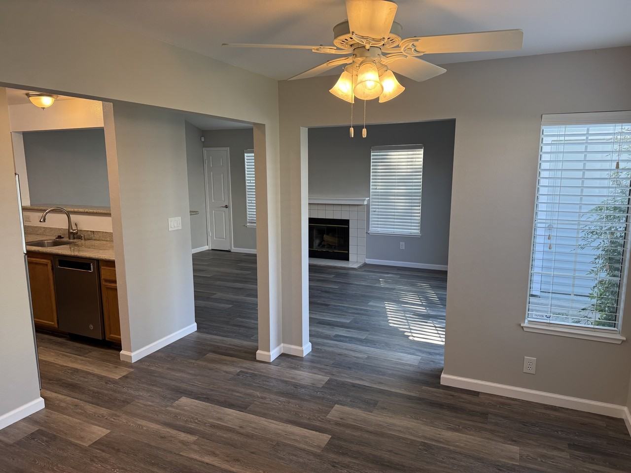 558 Torrey Pine Ln #1 - Photo 2 of 20