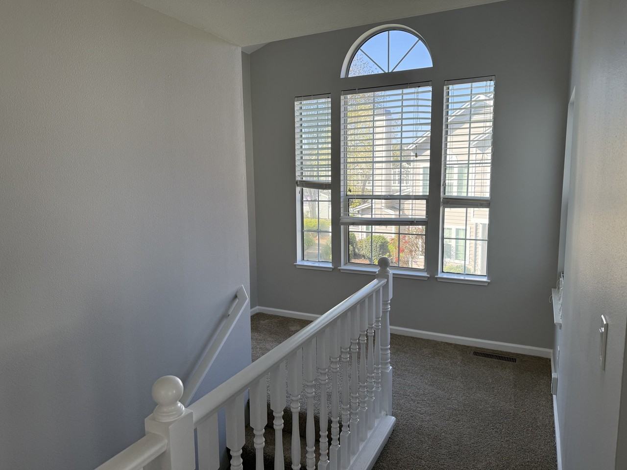 558 Torrey Pine Ln #1 - Photo 7 of 20