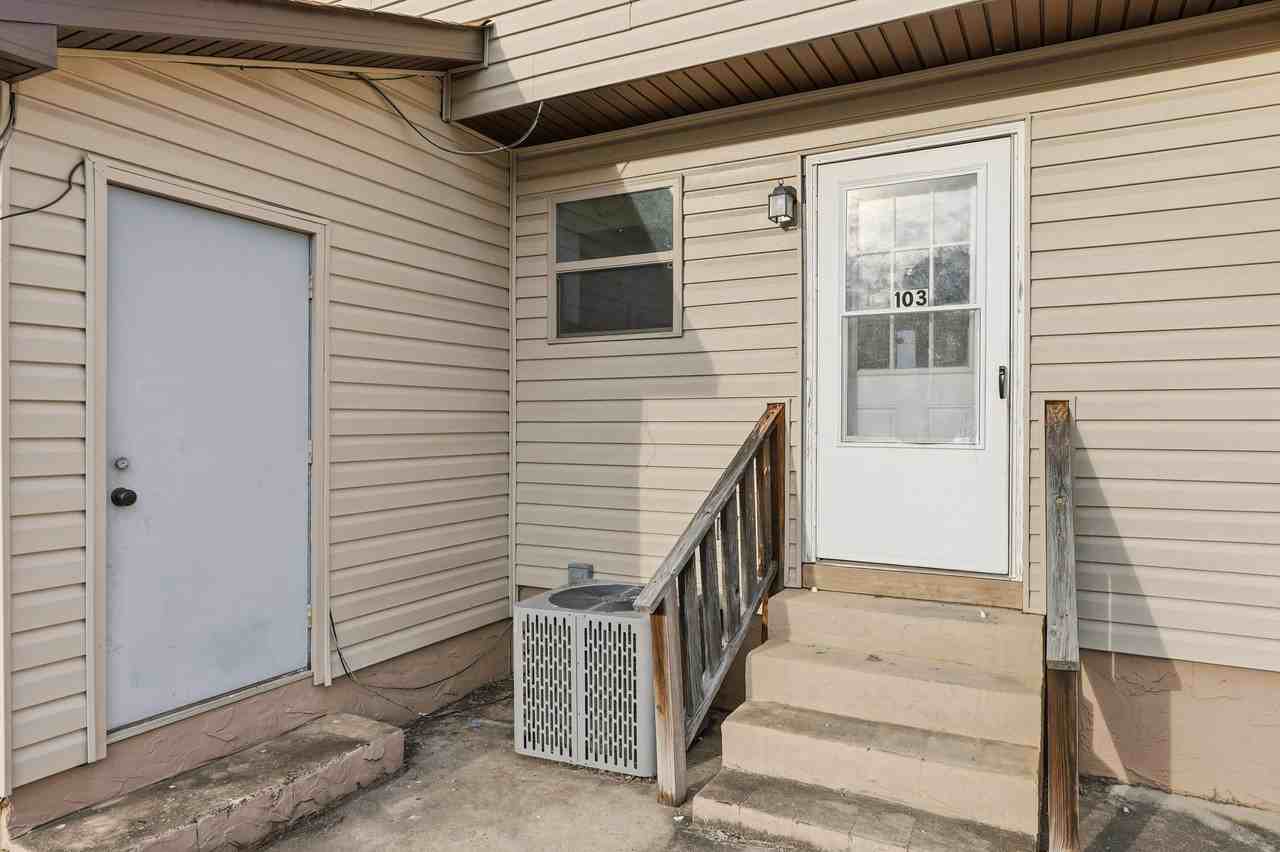 90 Park St #103 - Photo 5 of 24