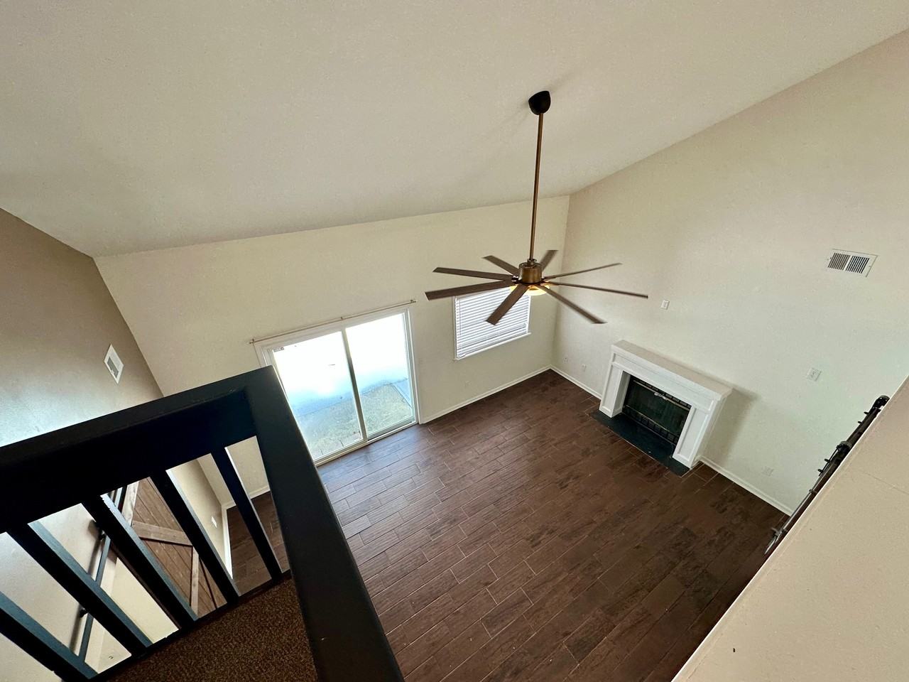 26 Stoney Dr #1 - Photo 6 of 20