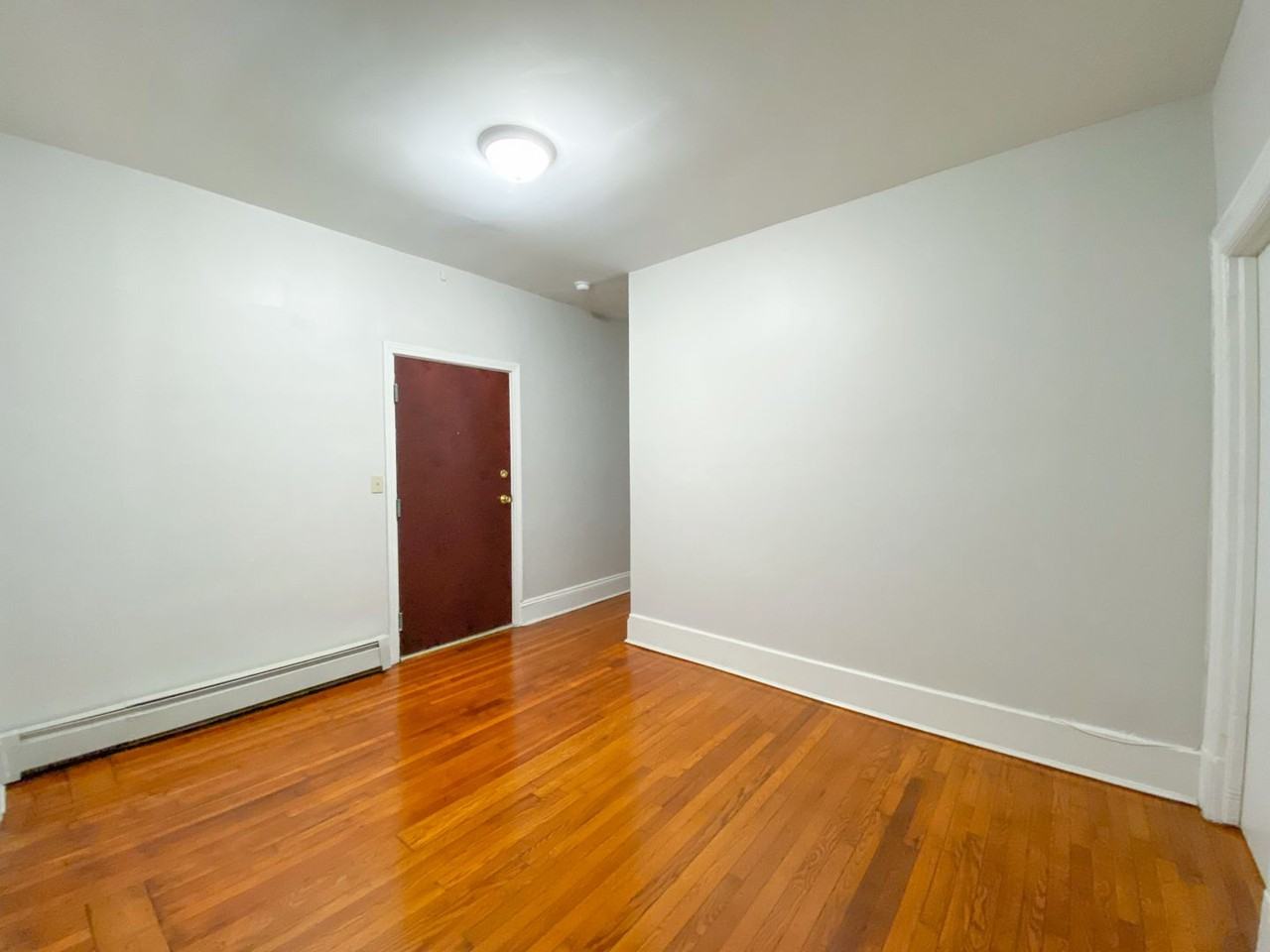 291 Buckingham St / Luca Investments LLC - Photo 4 of 50