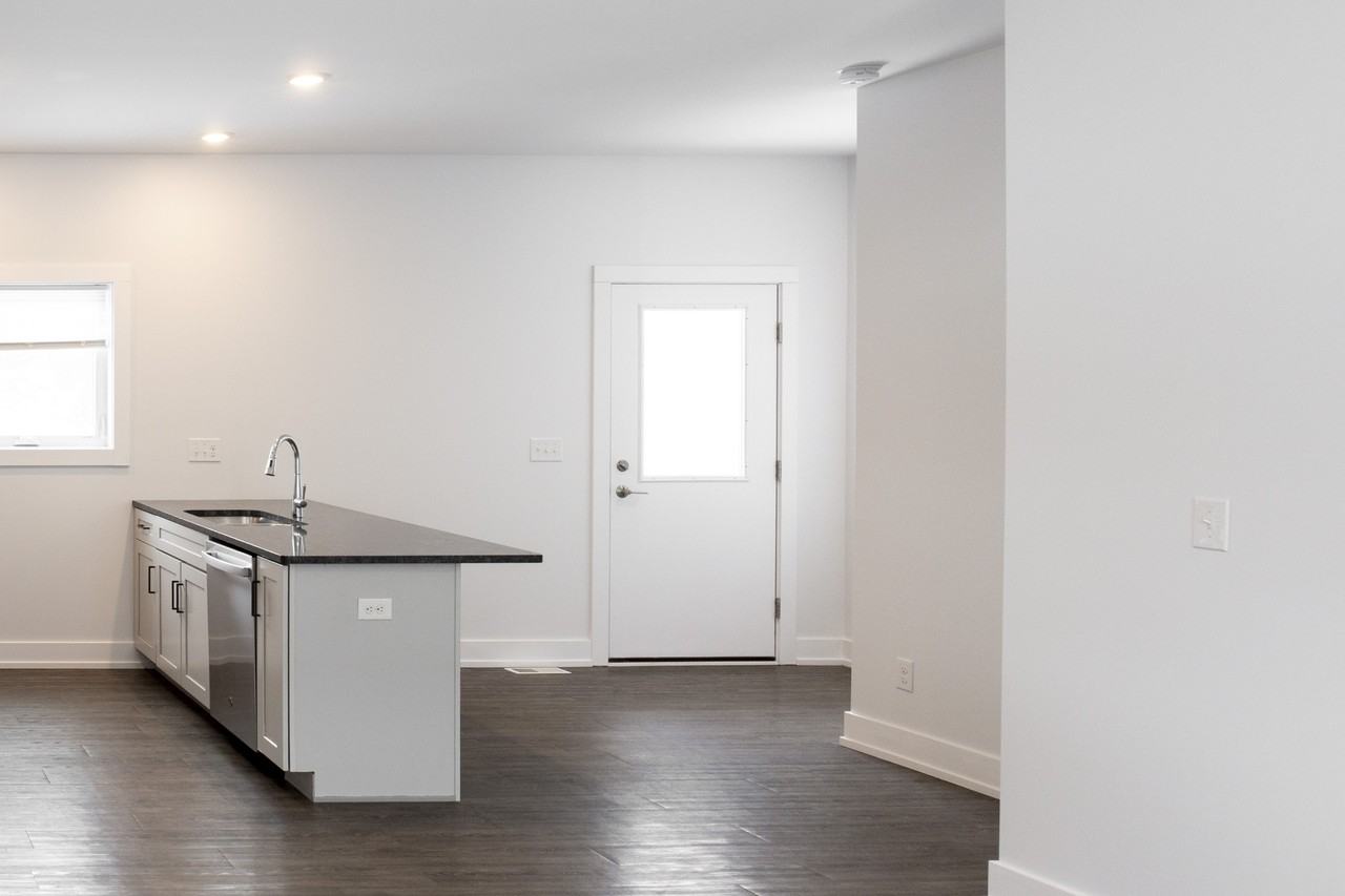 327 Cummings Ave Nw #327 - Photo 2 of 17