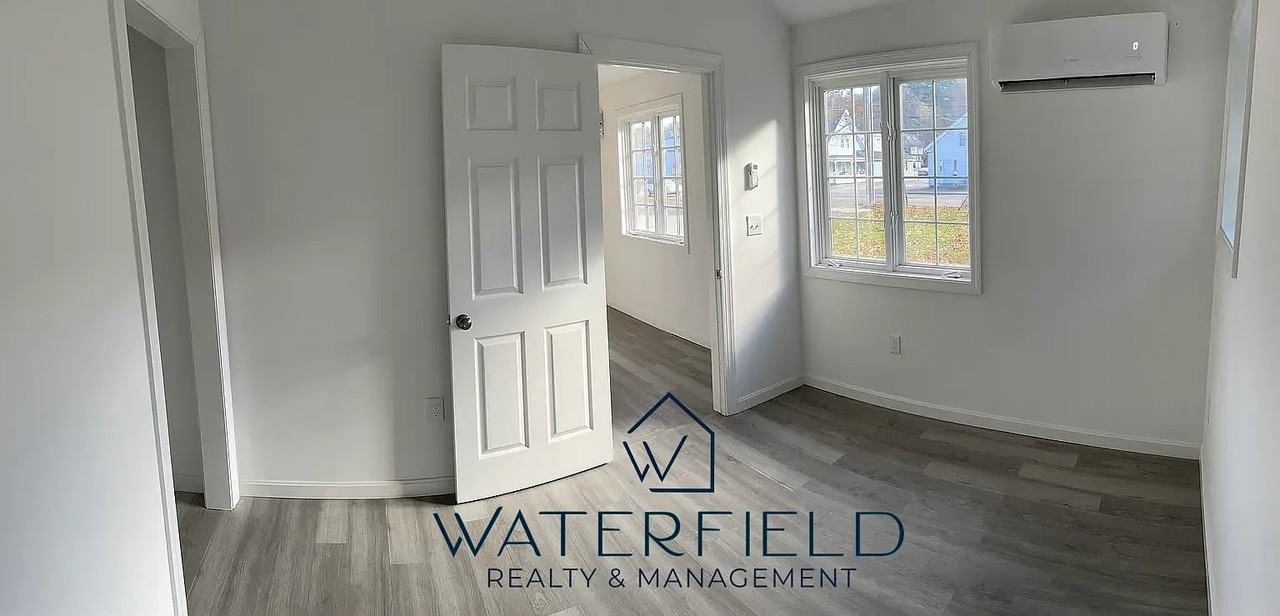 688 Union Ave #688UNIT1 - Photo 2 of 7