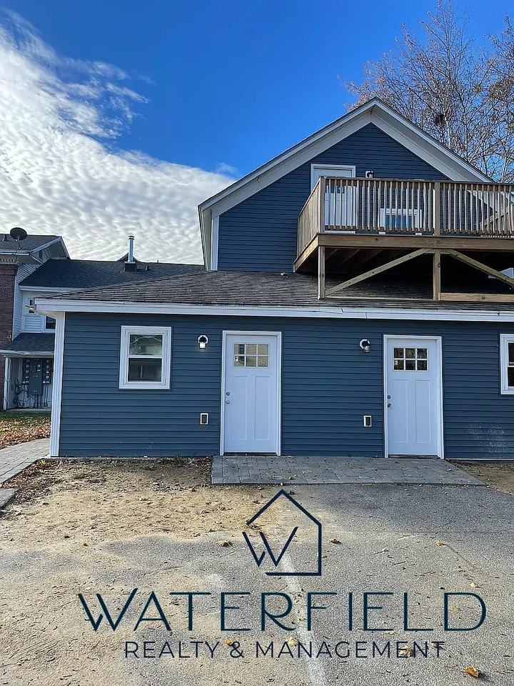 688 Union Ave #688UNIT1 - Photo 3 of 7