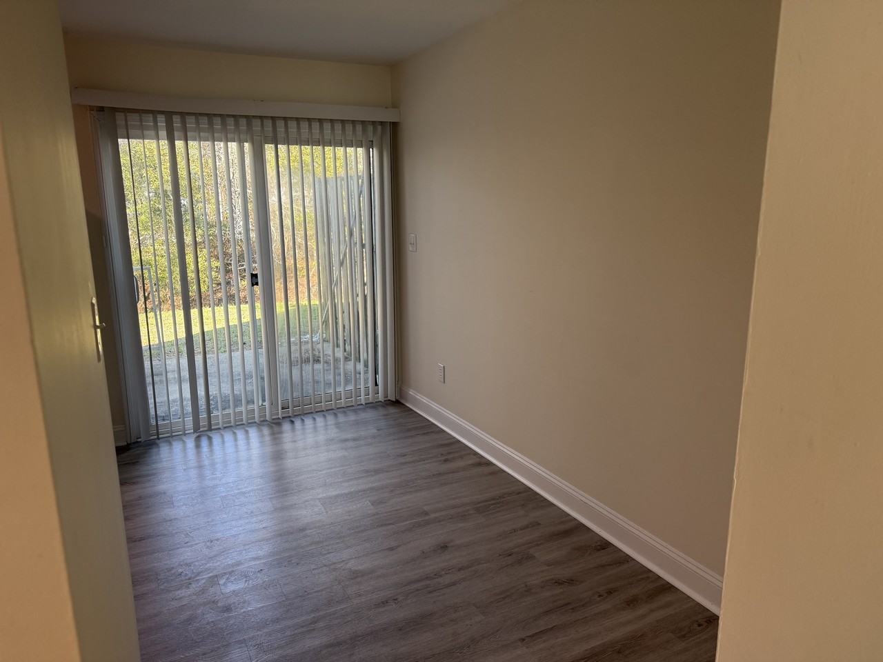 3810 Symi Circle - 1Apt 19 #1 - Photo 5 of 7