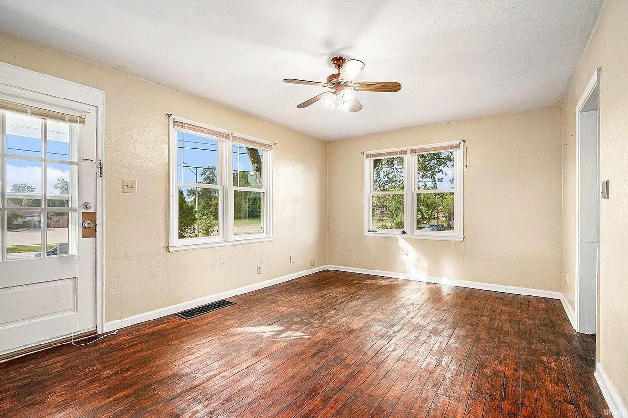 3929 Lincoln Way W #1 - Photo 2 of 7