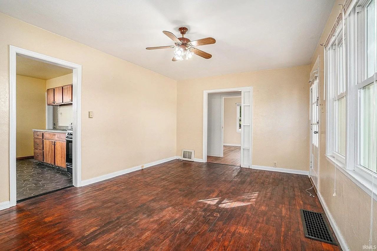 3929 Lincoln Way W #1 - Photo 4 of 7