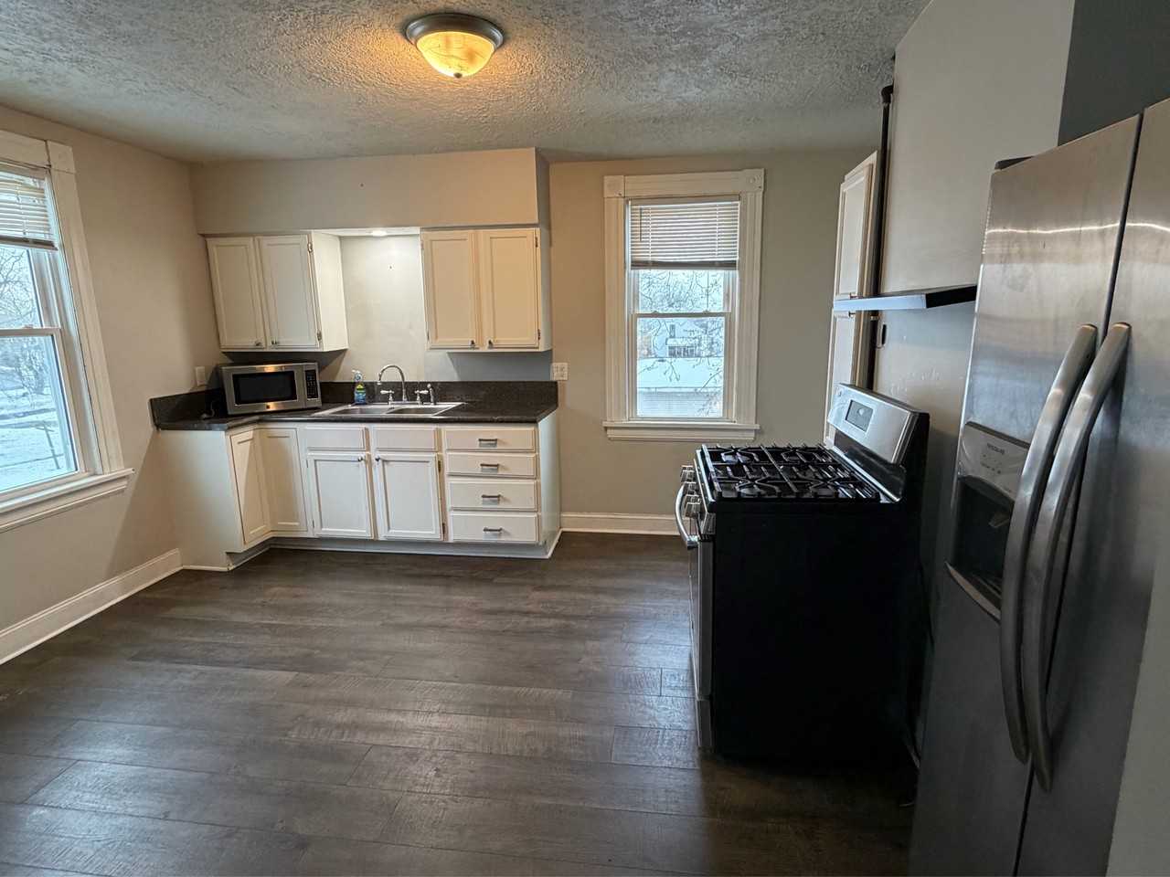 20 Fulton St #2 - Photo 6 of 16