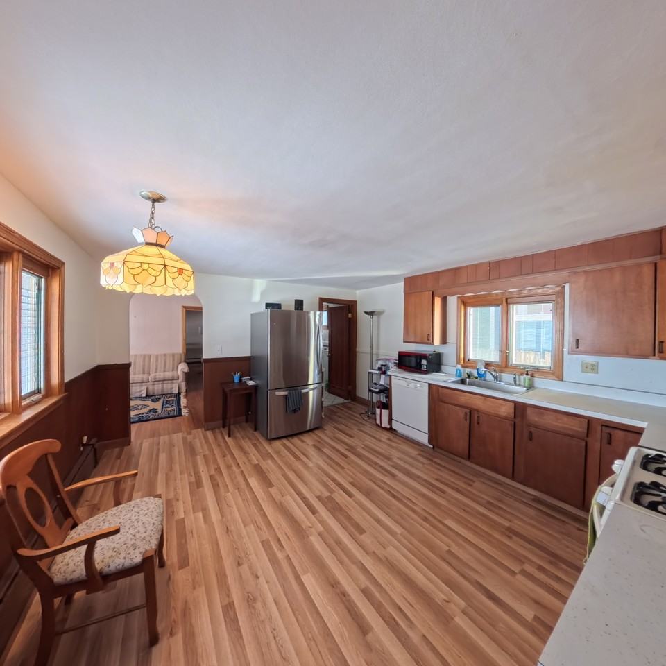 9 Raymond St #1 - Photo 2 of 17