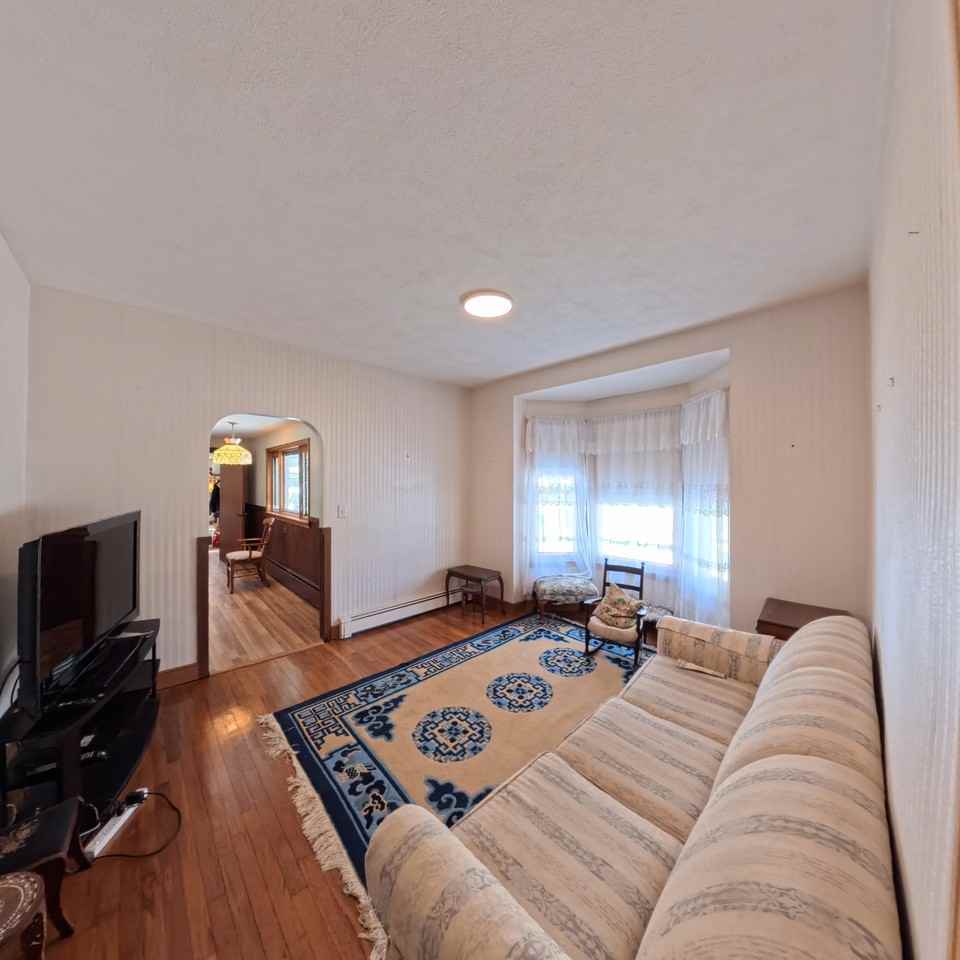 9 Raymond St #1 - Photo 5 of 17