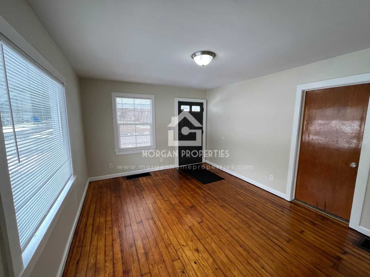 1229 W 13th St #1 - Photo 2 of 8