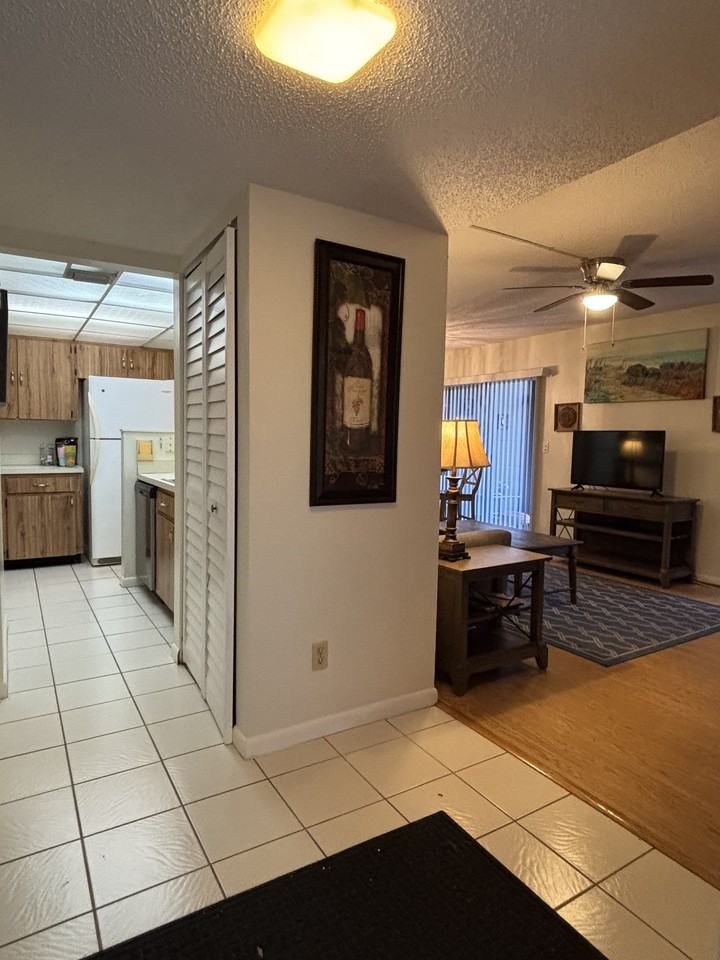 120 Hibiscus Woods Court 2A - 1 #1 - Photo 5 of 20