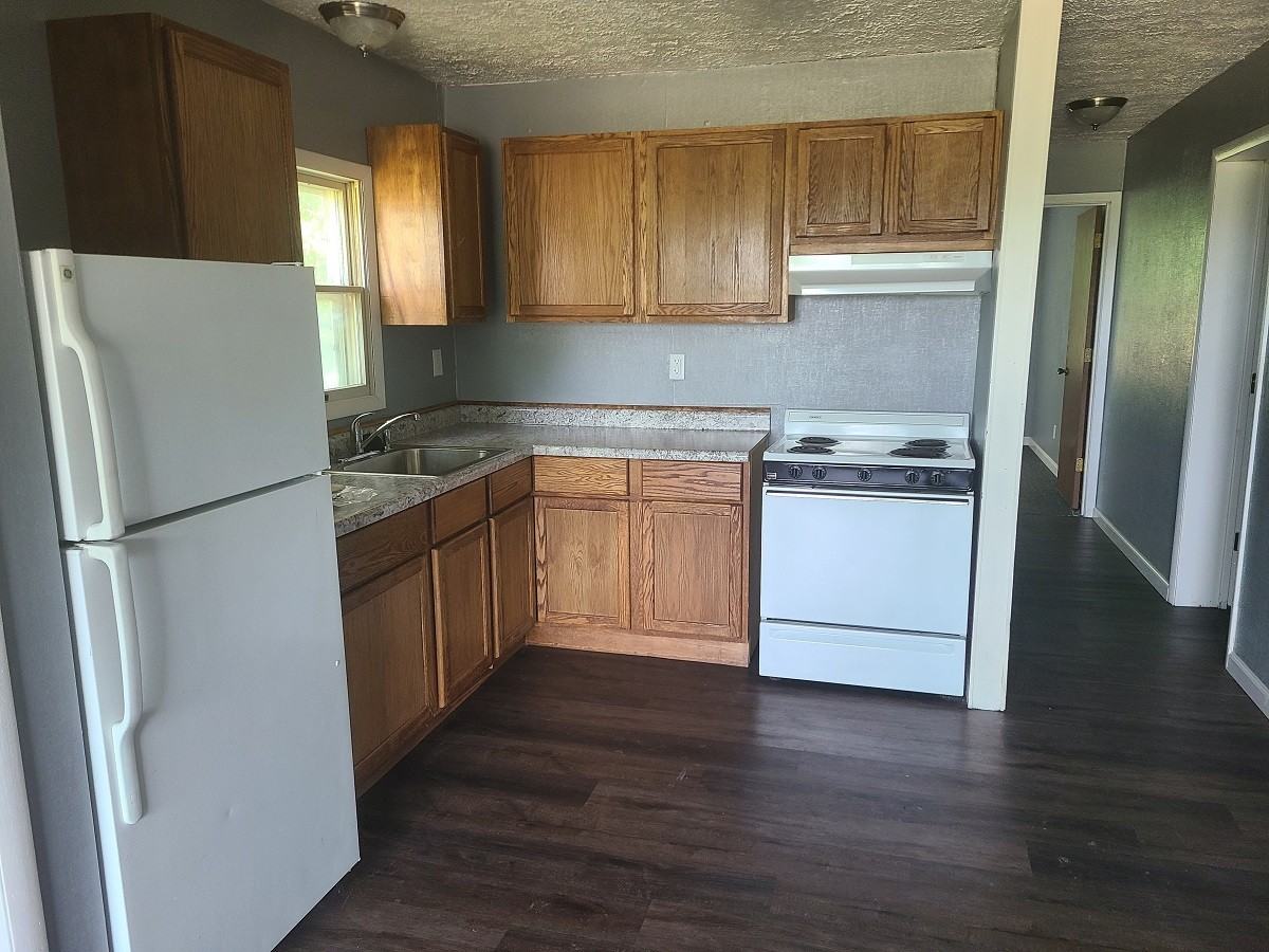 208 W Spruce St #208D - Photo 2 of 7