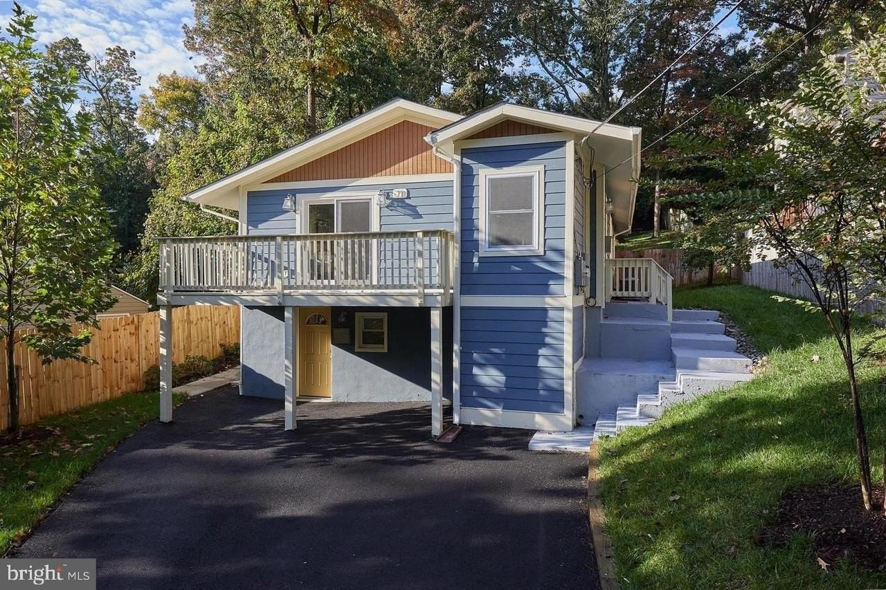 711 Colby Ave Unit B #B