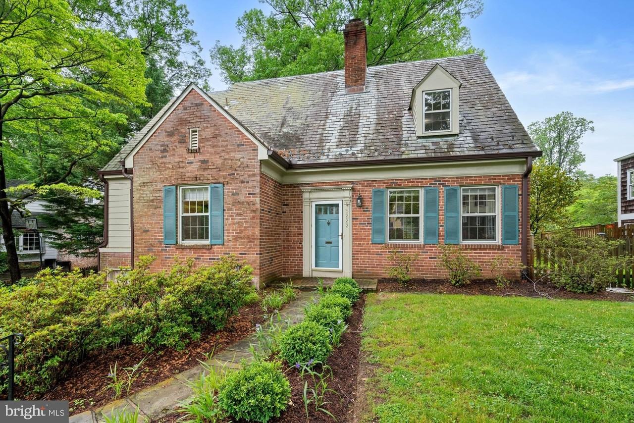 5222 Duvall Dr - Photo 2 of 50