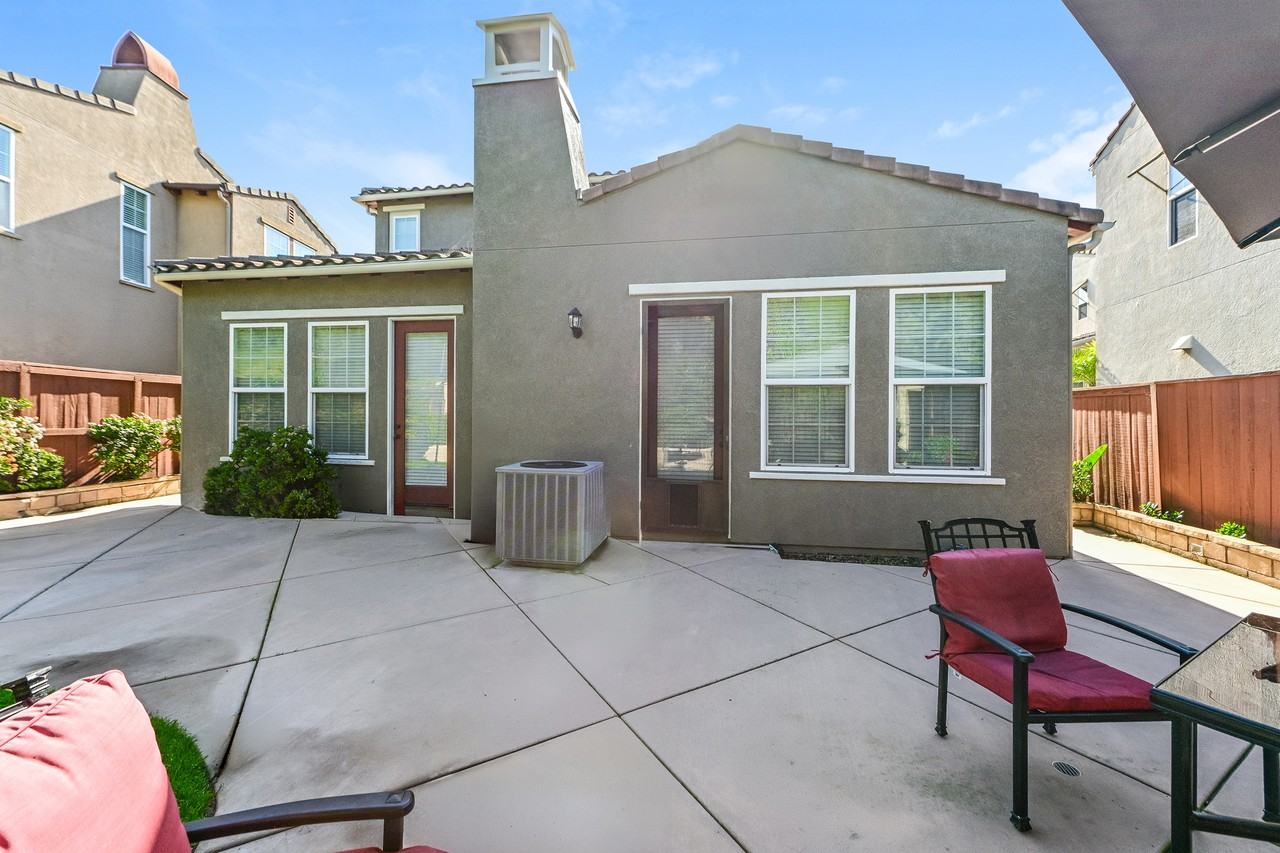 1168 Breakaway Dr #1168 - Photo 2 of 2