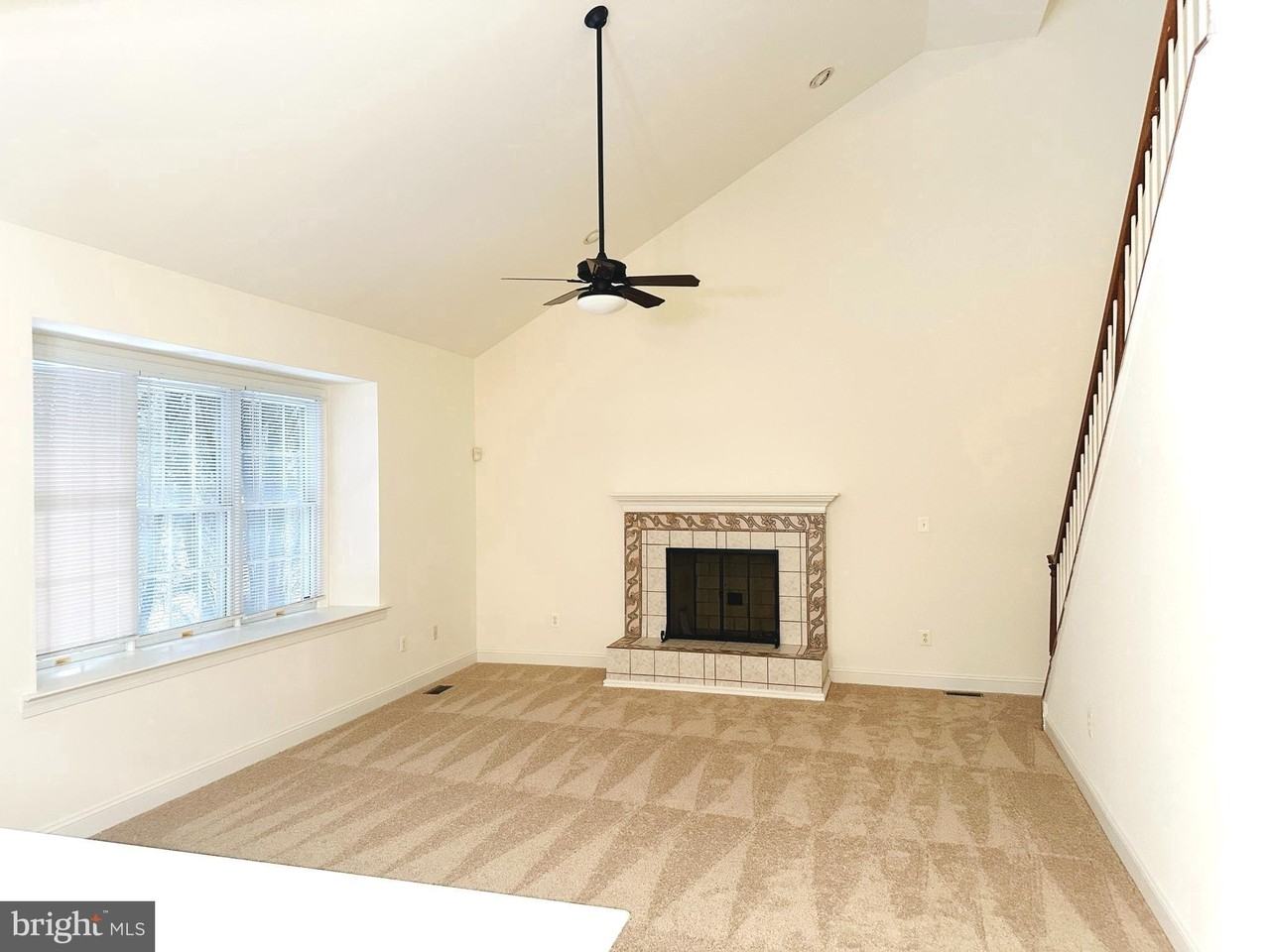 16402 Upbrook Ct - Photo 7 of 25