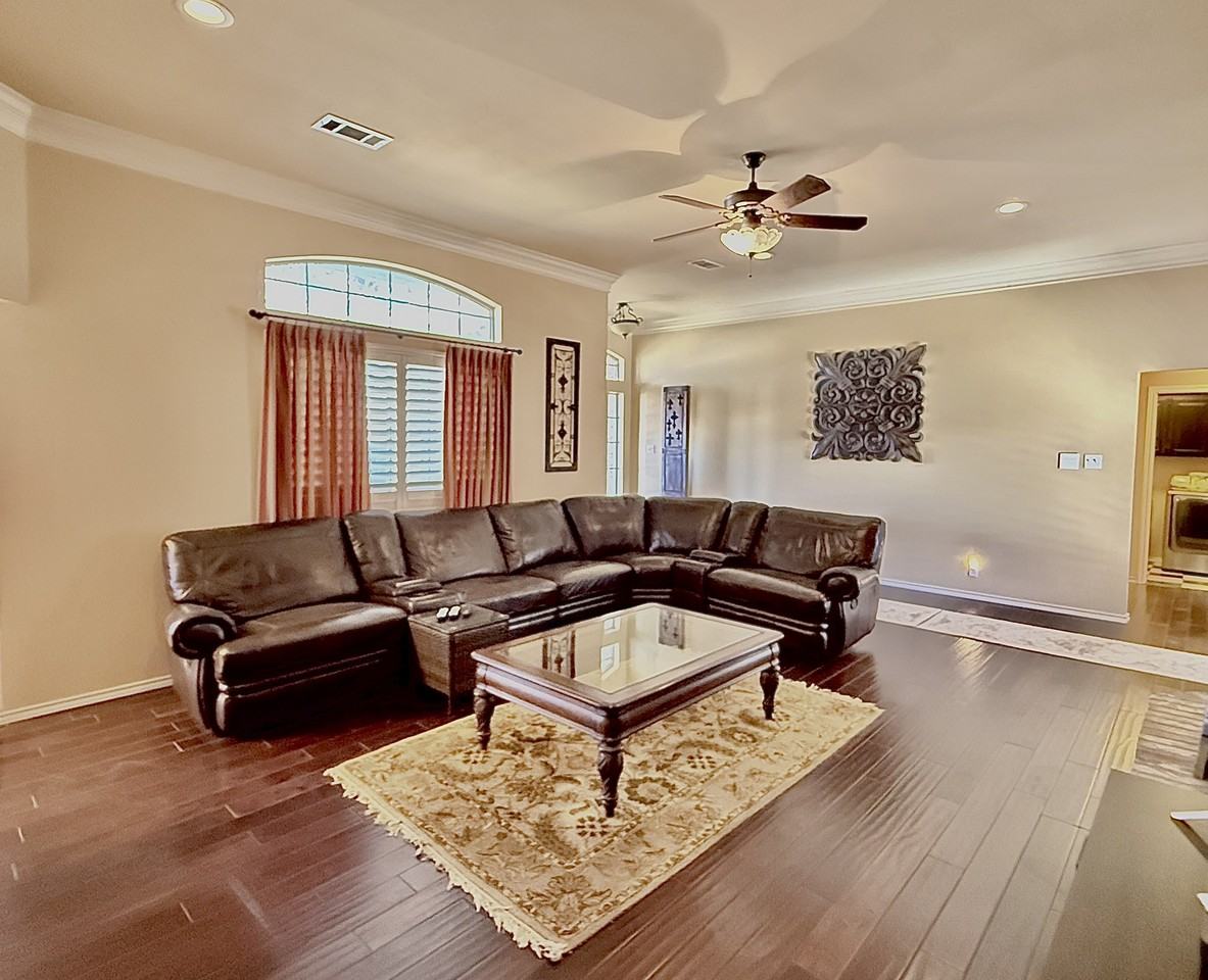 3611 Springmont Dr #1 - Photo 2 of 9