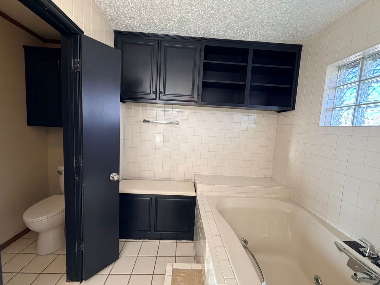 1323 Se Clover Ln #1 - Photo 6 of 50