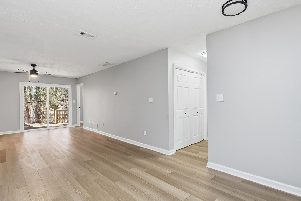 3921 Henry Ct #1 - Photo 6 of 30