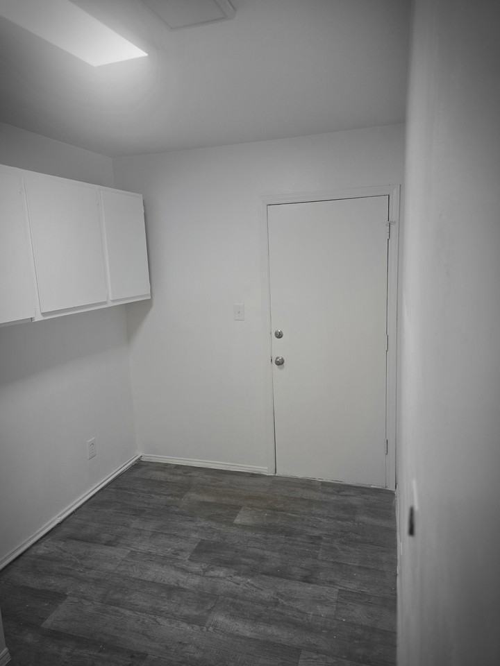 409 River Rd #0 - Photo 4 of 20