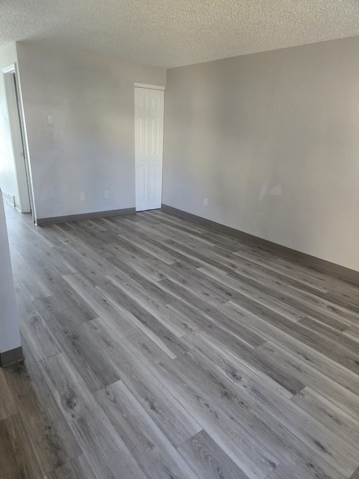 3542 Butternut Dr #A - Photo 2 of 9