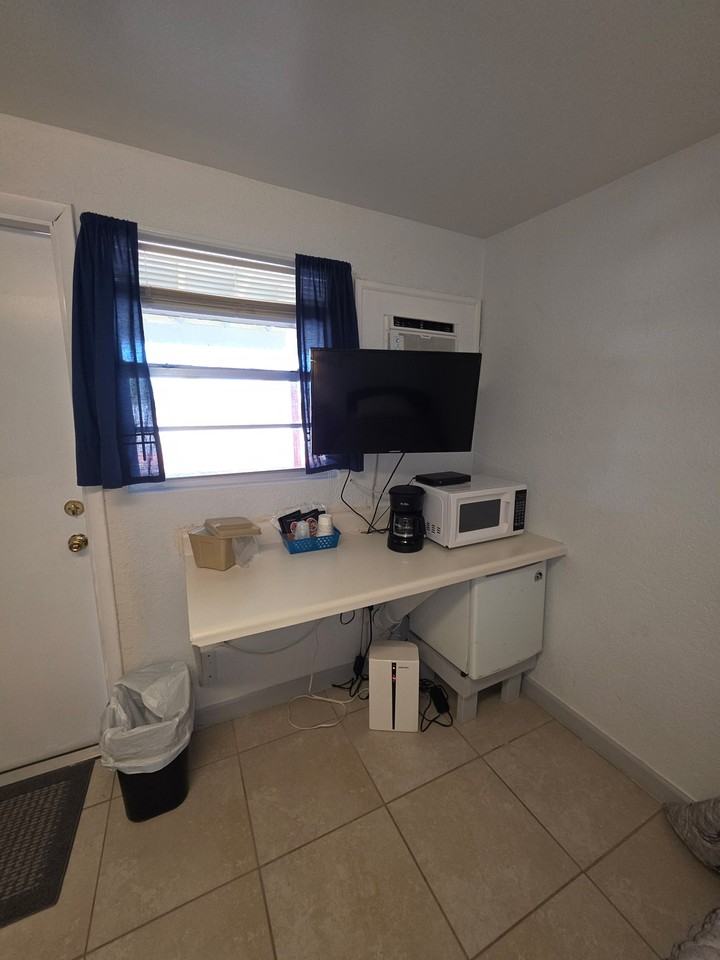 Old Lakeport Road - Studio 1 #1 - Photo 3 of 36