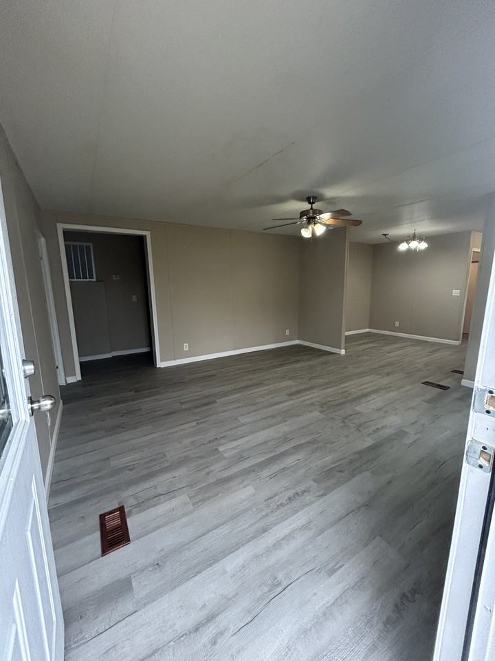 200 Zackary St #1 - Photo 3 of 23