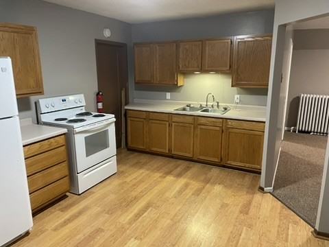 422 Walnut St #4 - Photo 3 of 22