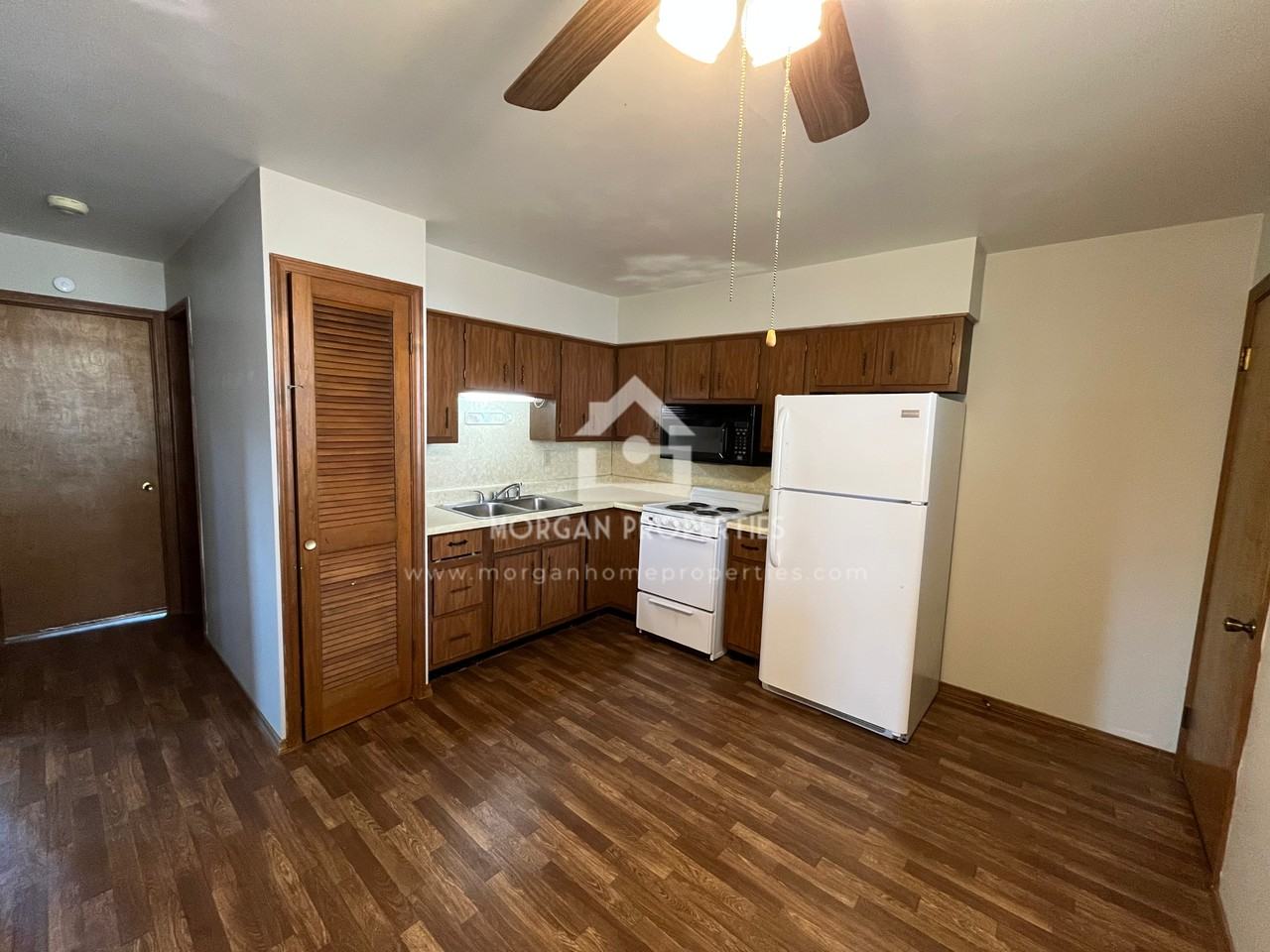 2817 S 23rd St #1 - Photo 3 of 6